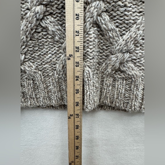 Eddie Bauer Men’s Medium Beige Fisherman Chunky Cable Knit Wool Blend Sweater - Picture 6 of 8